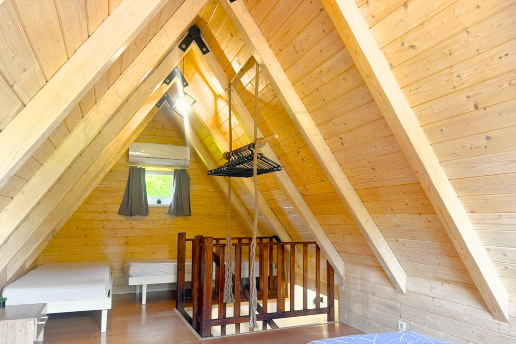 Hodní patro - Postele