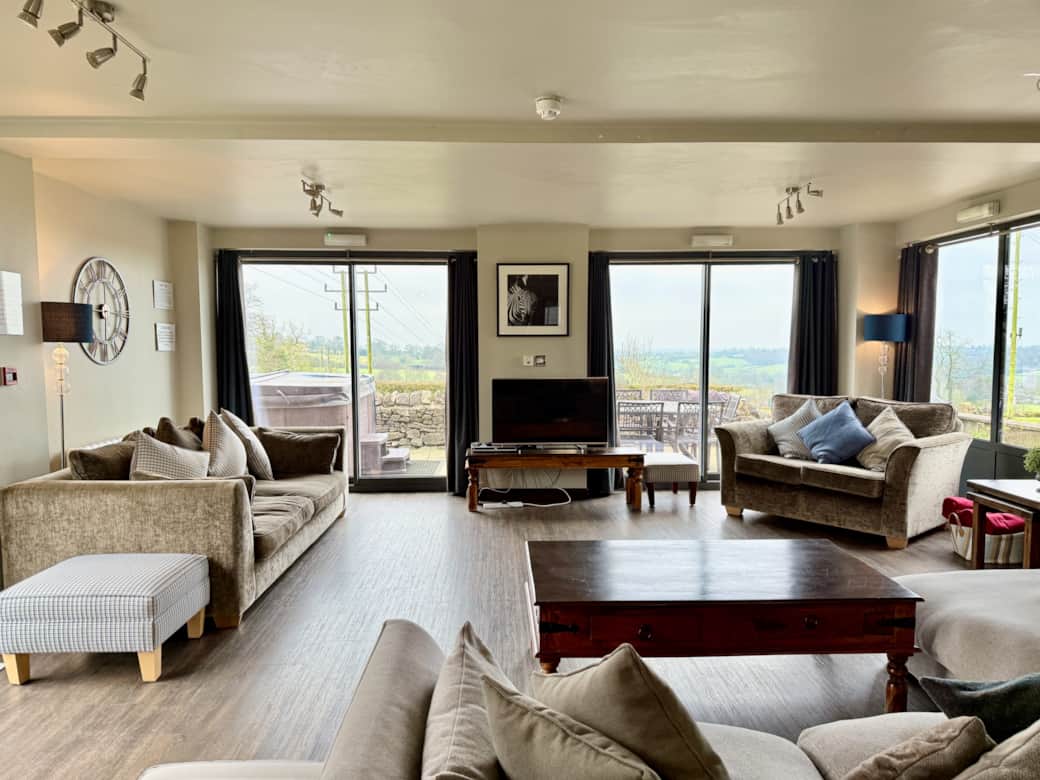 Livign Room 2 Livign Room 2