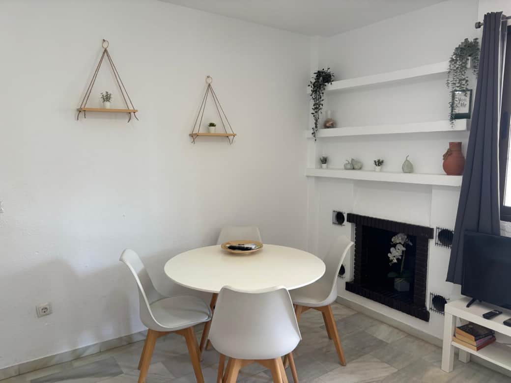 1736848630676 1736848630676