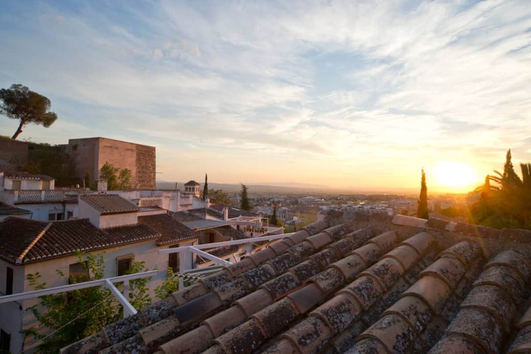 vista del atardecer desde la terraza/ sunset views from the terrace