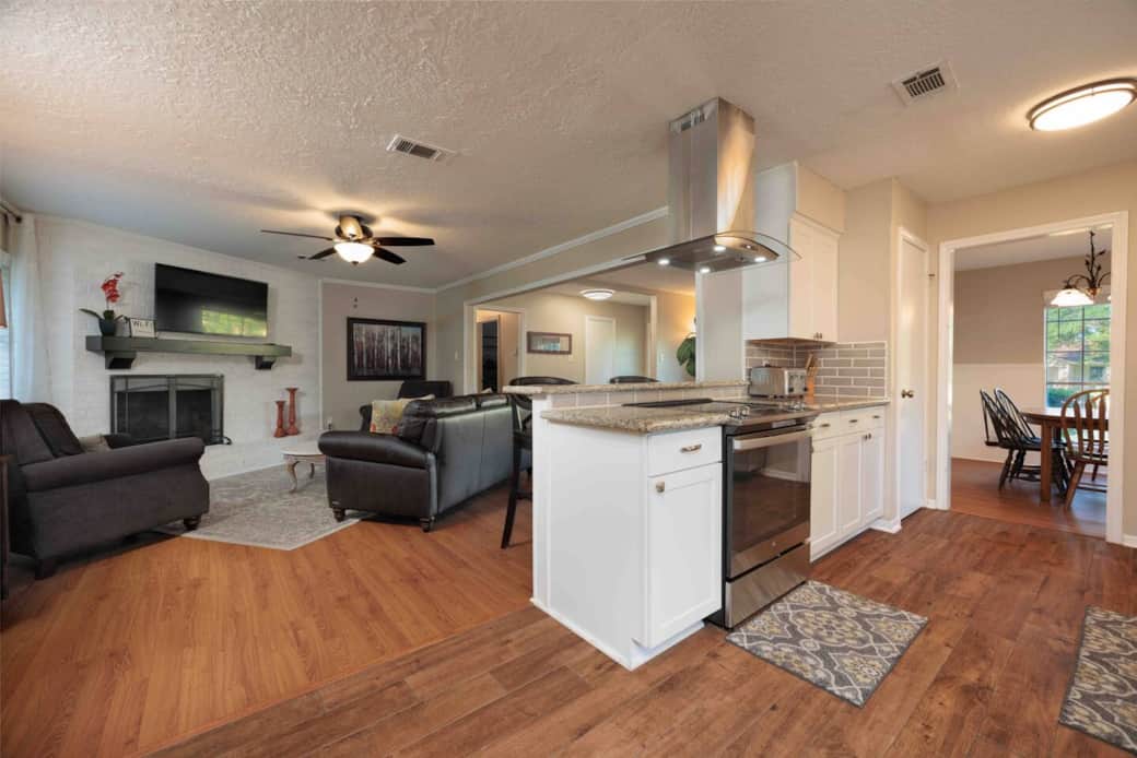 The homestead has a nice open floor plan with lots of natural light. The homestead has a nice open floor plan with lots of natural light.