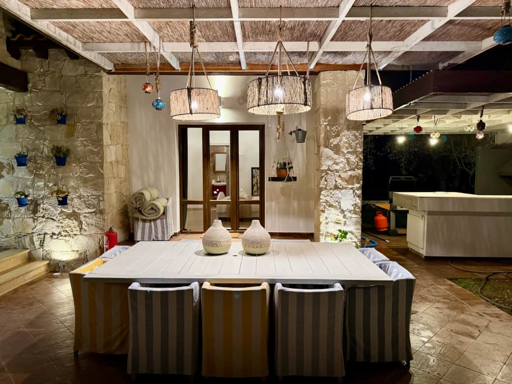 Outdoor dining 12 seats Outdoor dining 12 seats