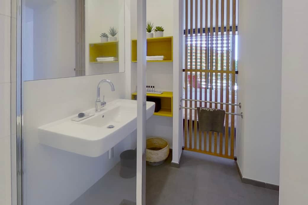 Salle d'eau chambre 2 (même concept pour les chambres 1 à 3)