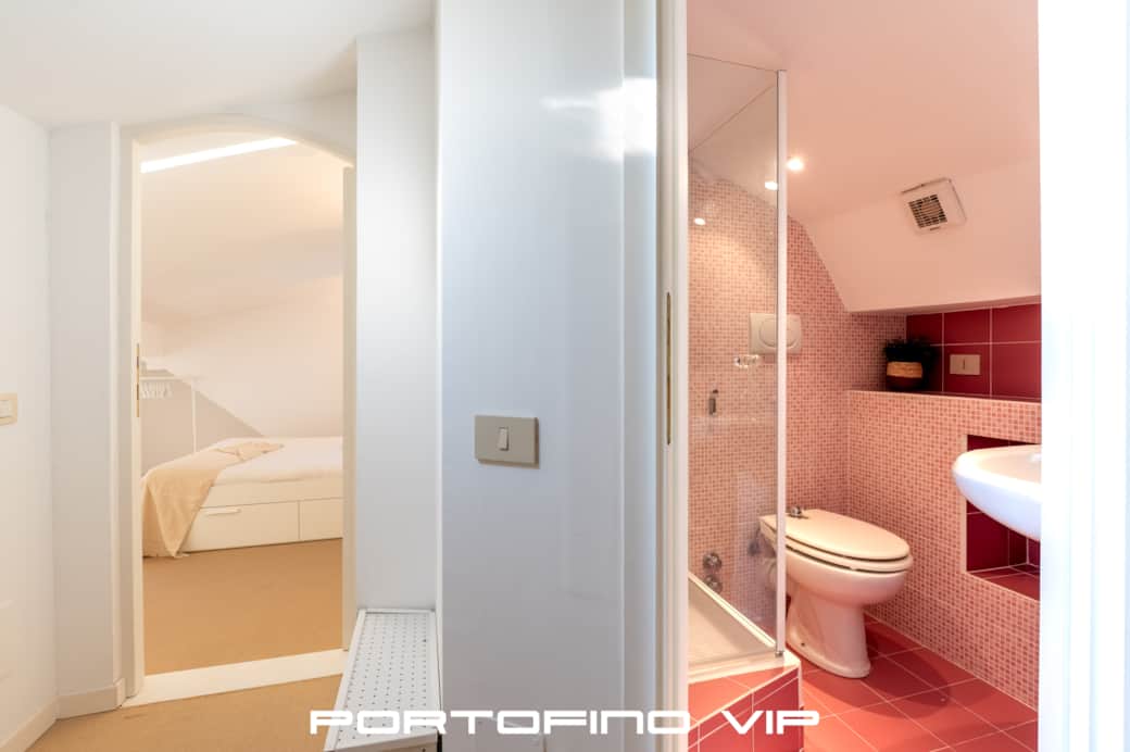 Apt Over the sea_P Apt Over the sea_P