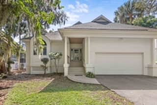 3015 Hidden Oak Dr