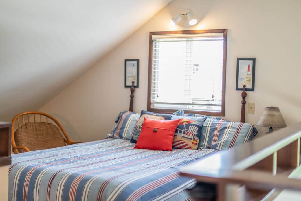 Loft Bedroom - Please note the loft bedroom is open to the upstairs hallway.