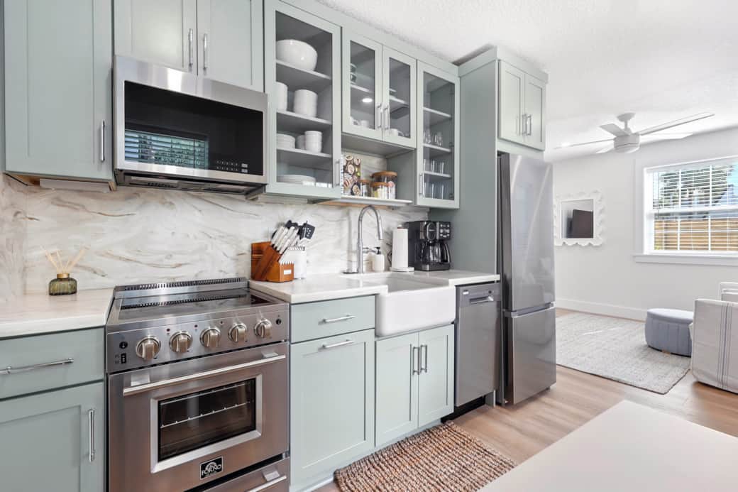 Fully equipped kitchen to whip up a meal after a day at the beach Fully equipped kitchen to whip up a meal after a day at the beach