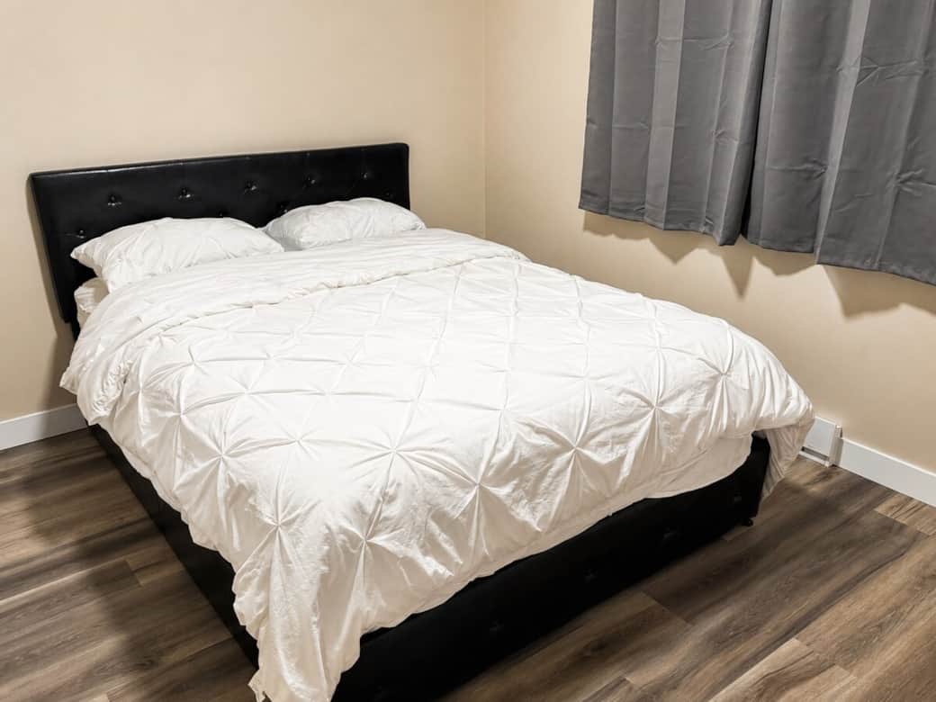 Queen Bed Queen Bed