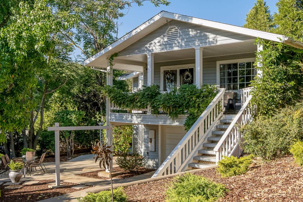 Front View of Home