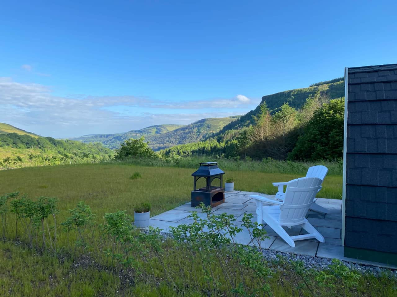 Pod 4 outside view