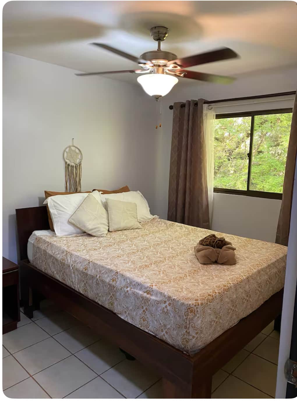 Queen bed