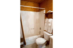 Cabin5 Bathroom