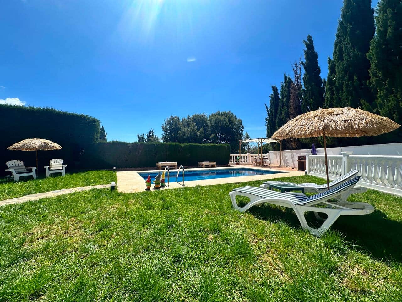 Garden & Pool area GARDEN HOUSE MALAGA Homingbook