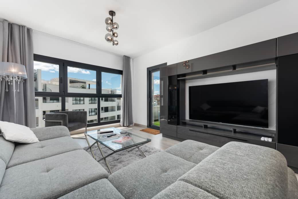 Penthouse 8