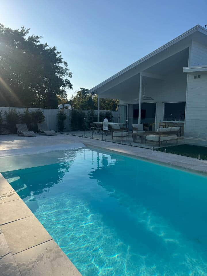 7.2 x 4m Heated Pool (heated May - September)