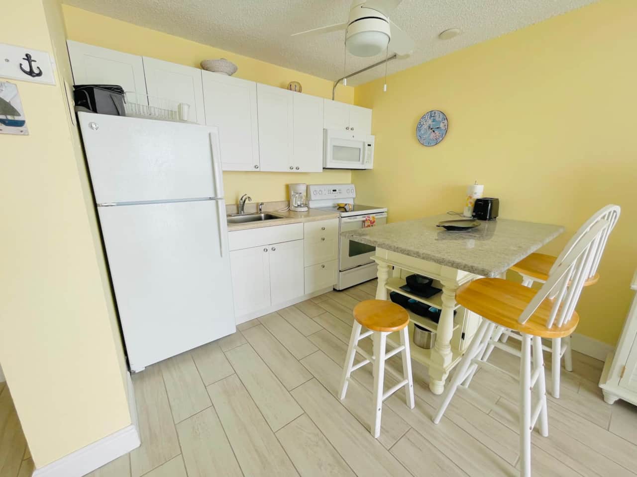902 Lovers Key Beach Club Kitchen