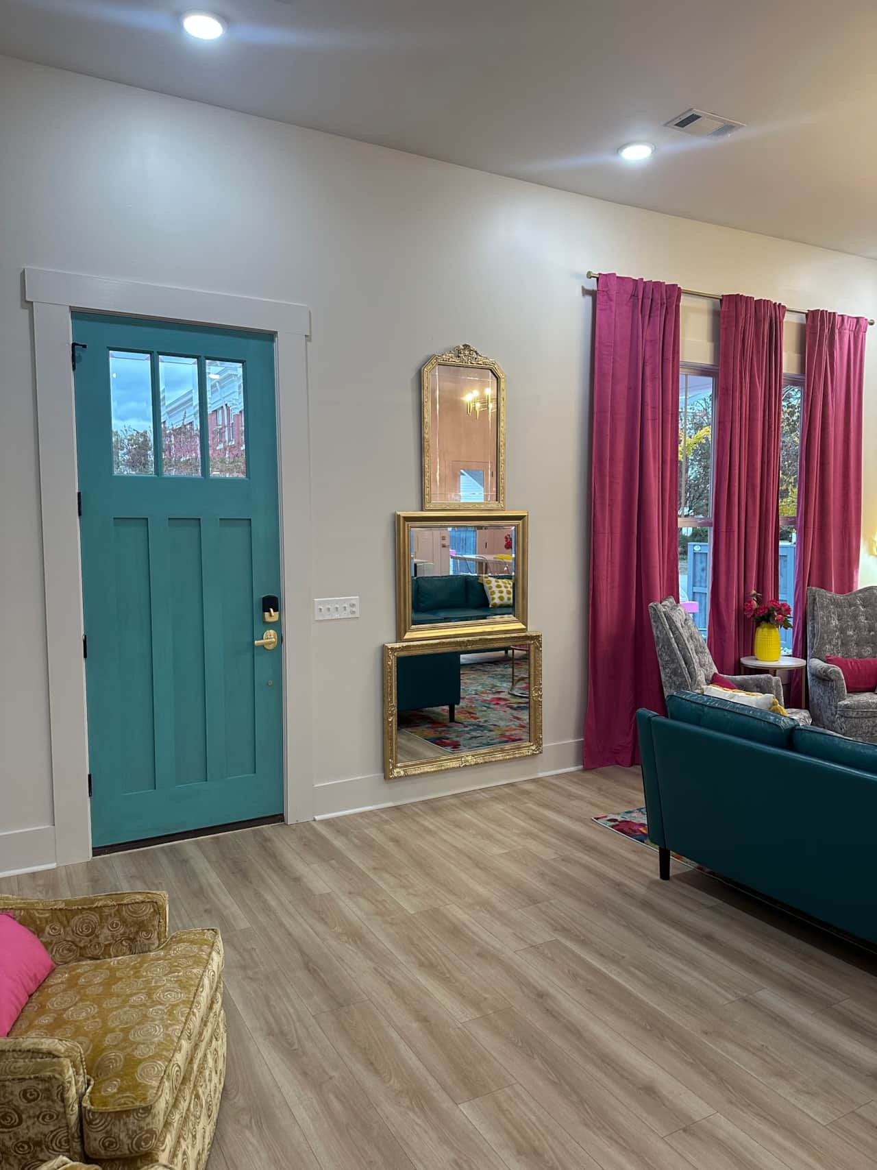 Living Room 4