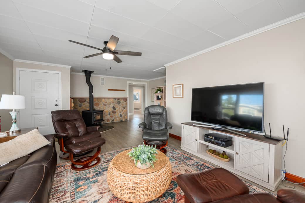 17 2nd Interior Alicia Tisdale Photography Pacific Beach WA 2026-3