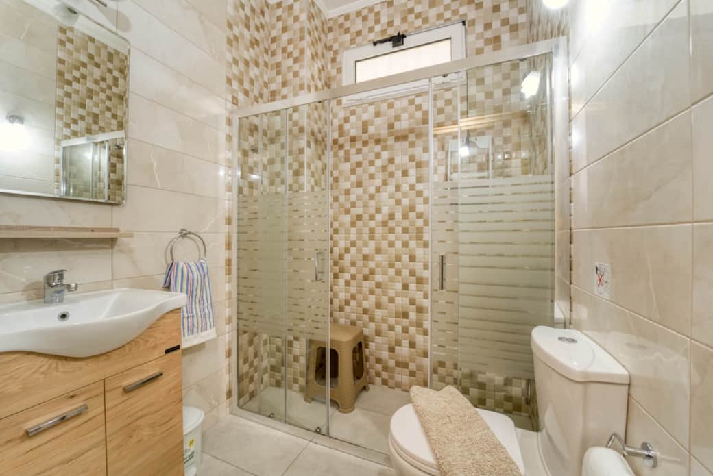 Bathroom 2