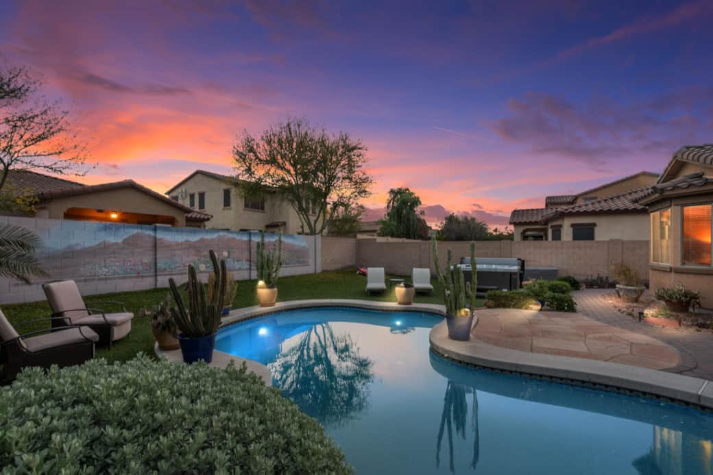 85-Backyard Twilight 85-Backyard Twilight
