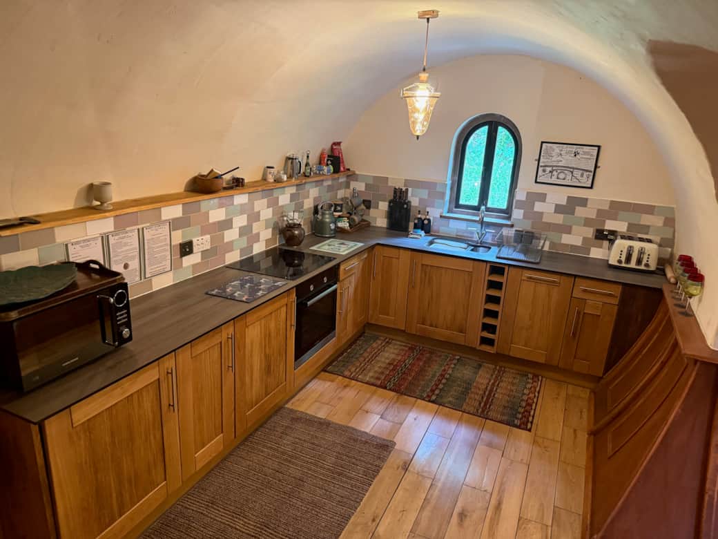 Full Kitchen