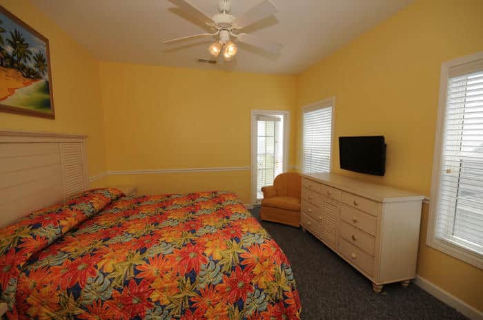 Queen- Bedroom  