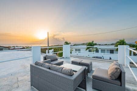 Rooftop lounge