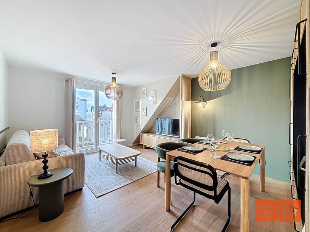 Salon, coin repas Salon, coin repas