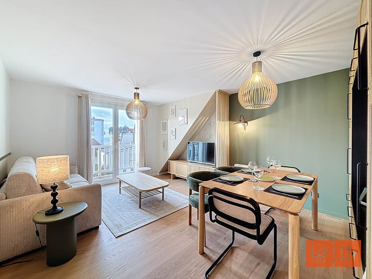 Salon, coin repas