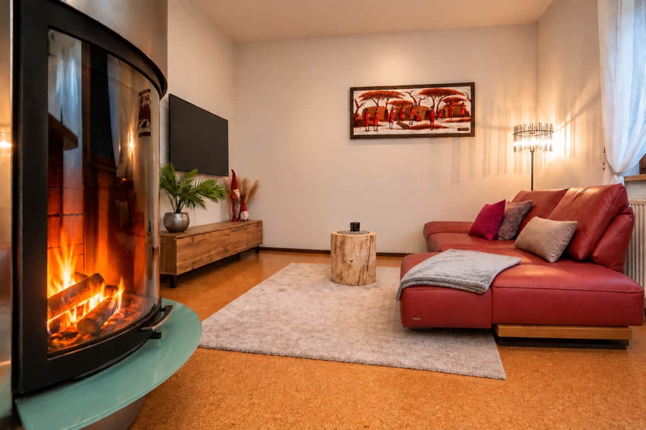 Seele baumeln lassen am Kamin – dein Zuhause in Sterzing.