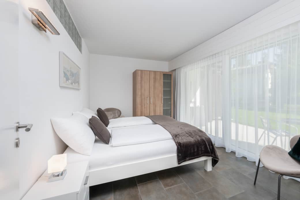 Schlafzimmer mit Doppelbett Schlafzimmer mit Doppelbett