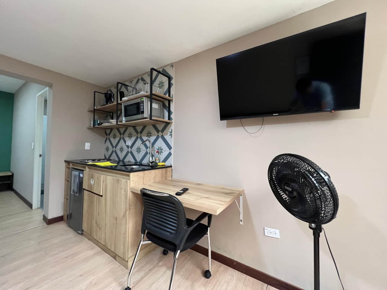 Hospedaje con escritorio en Medellín