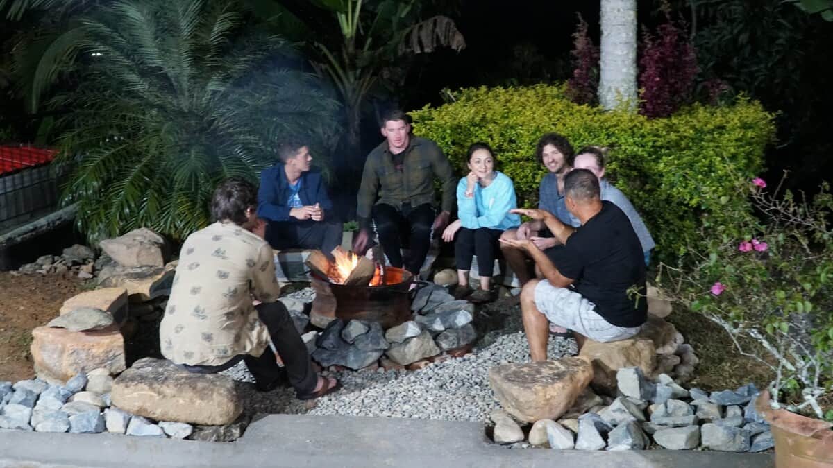 Magical evenings around the fire pit – unforgettable group memories at our San Rafael finca