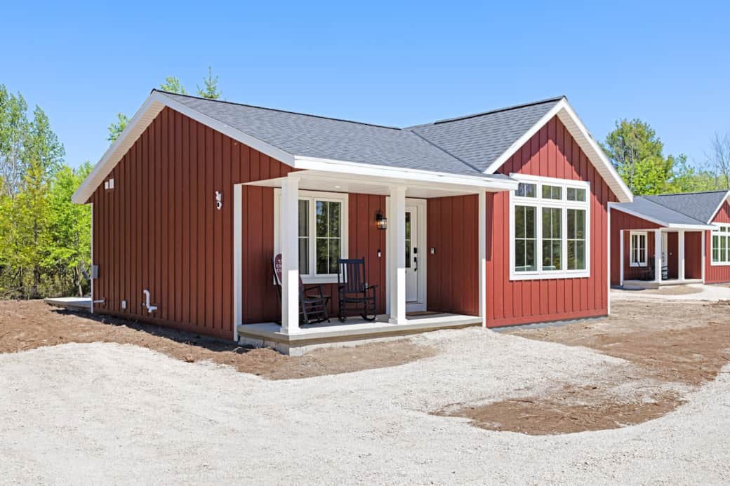 Welcoming Front Porch & Cottage Entrance Welcoming Front Porch & Cottage Entrance