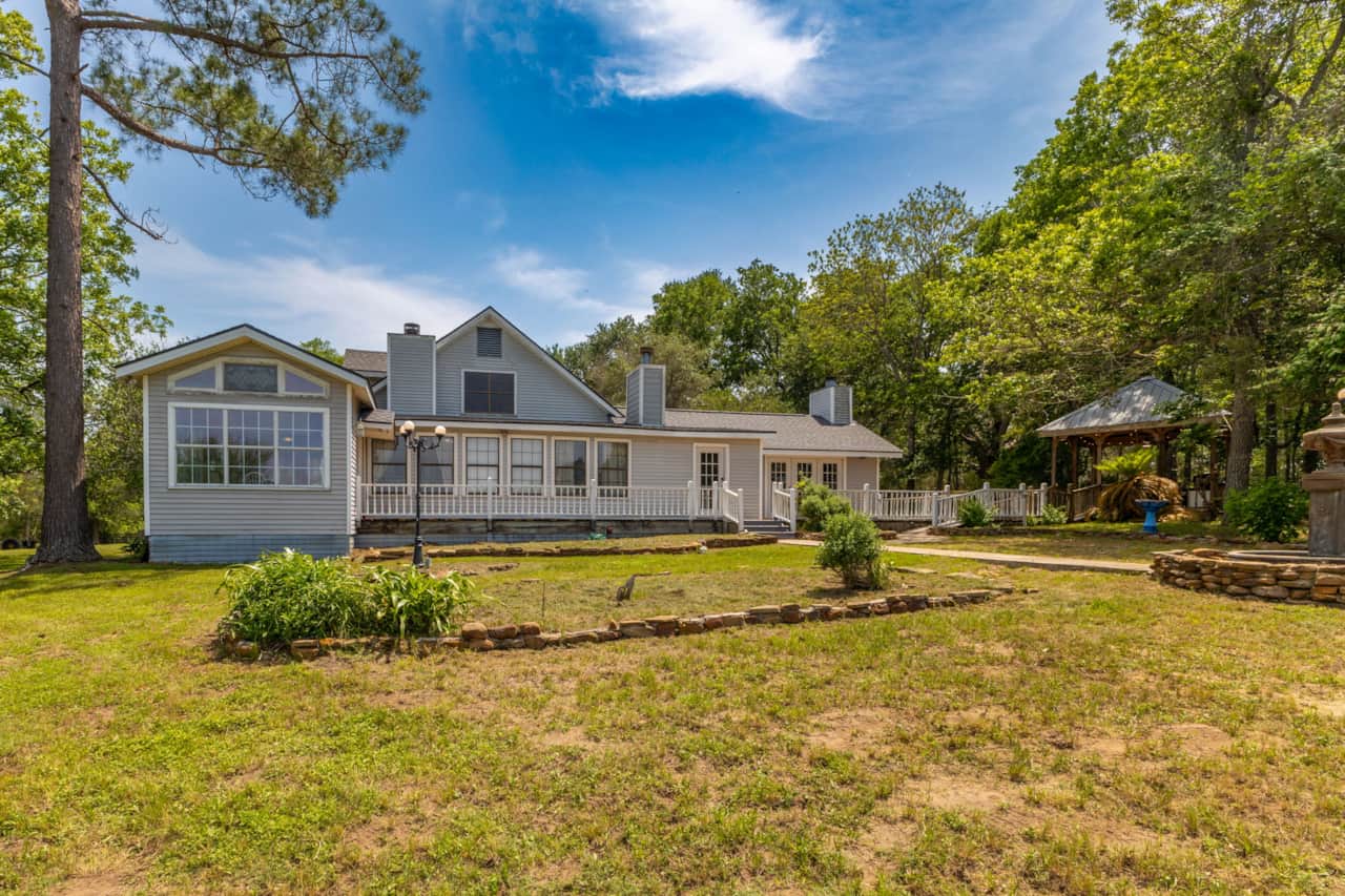 Schulenburg Ranch Retreat- Located on 27 acres