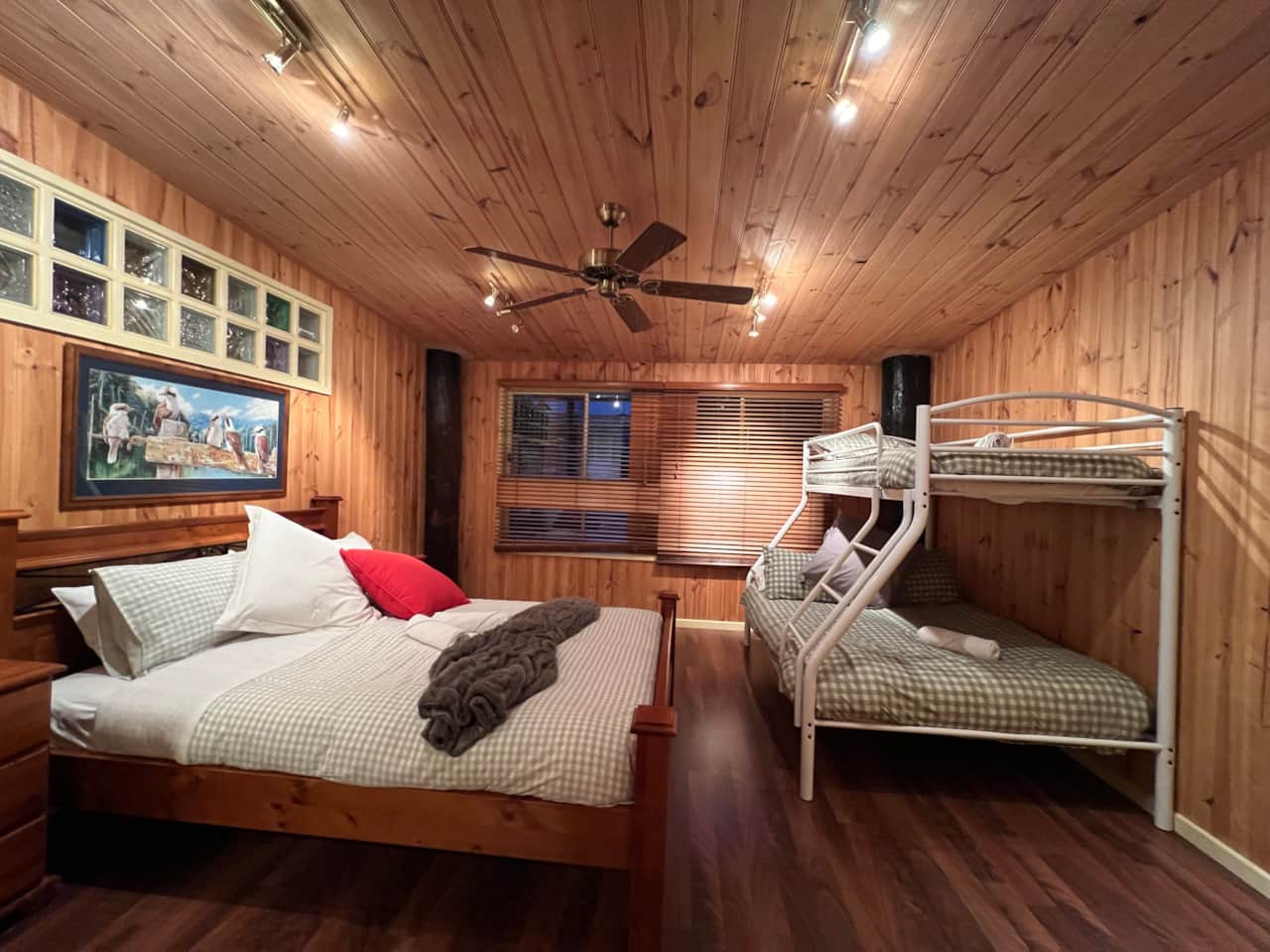 Queen Bed/Bunk Bed