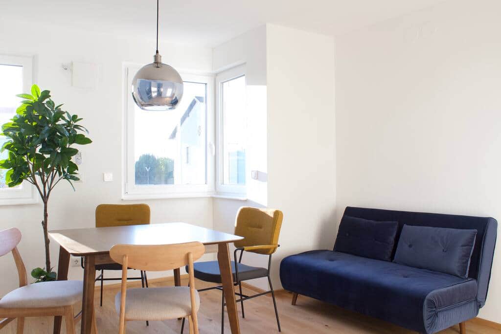 3eb4c4f4 1a15 47ee 9084 2302d9c2809c 3eb4c4f4 1a15 47ee 9084 2302d9c2809c