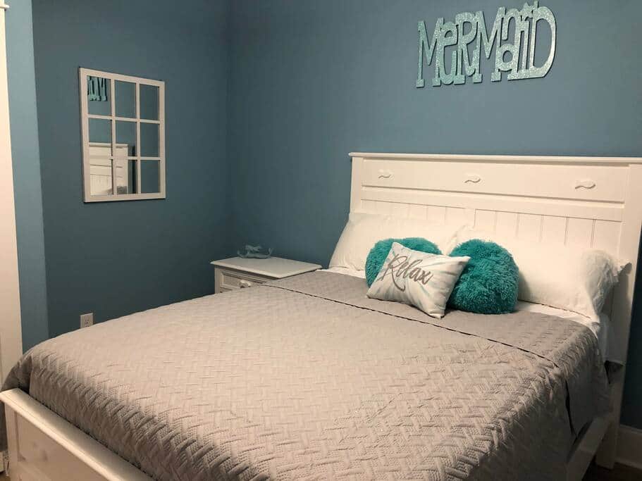 Baileys blue Ocean View Mermaid room