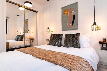 Sliding wardrobes 