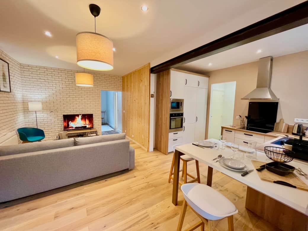 L'appartement Arthys Logement à Reims par La Conciergerie Des Sacres