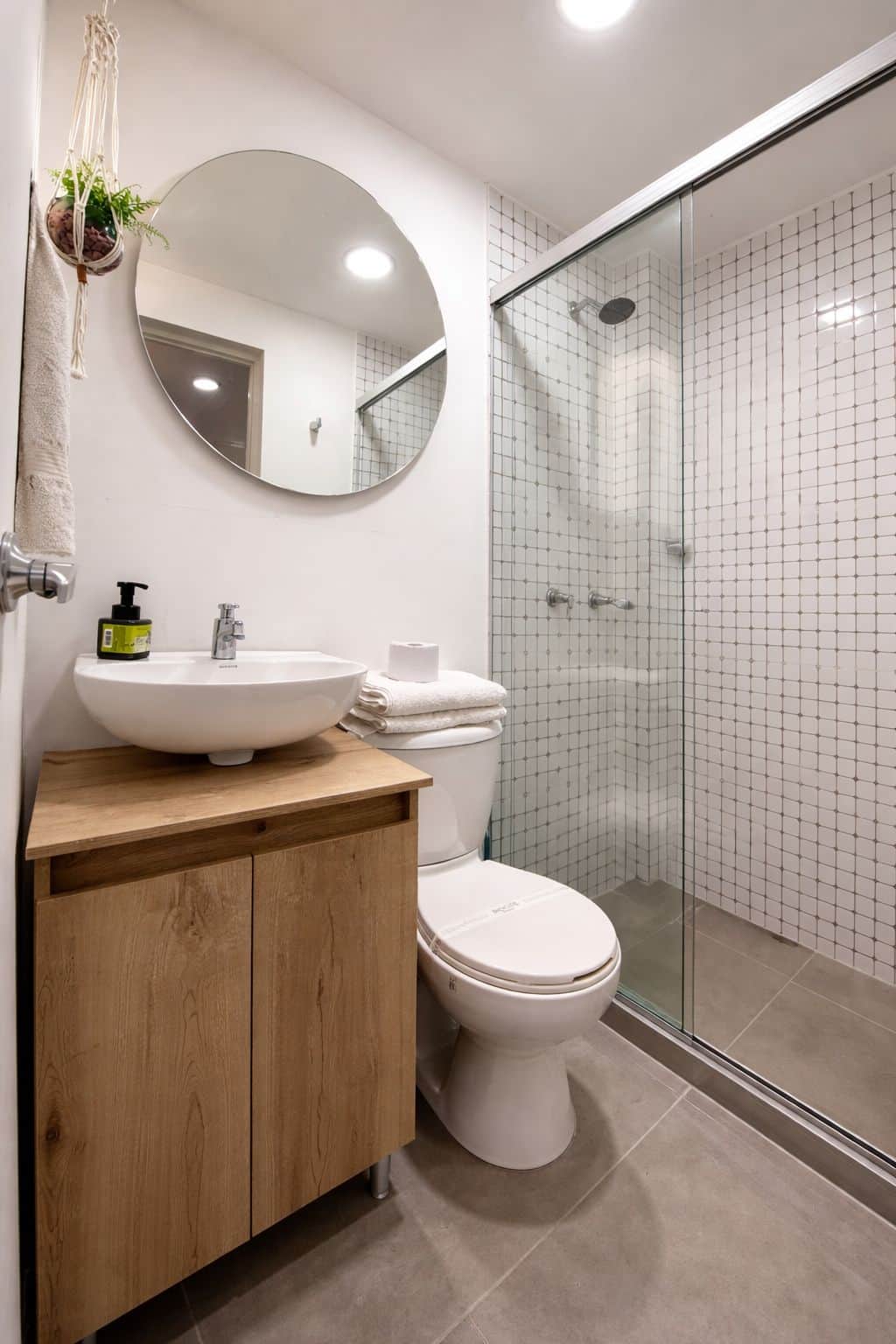 Renta apartamento amoblado en Medellín con baño privado