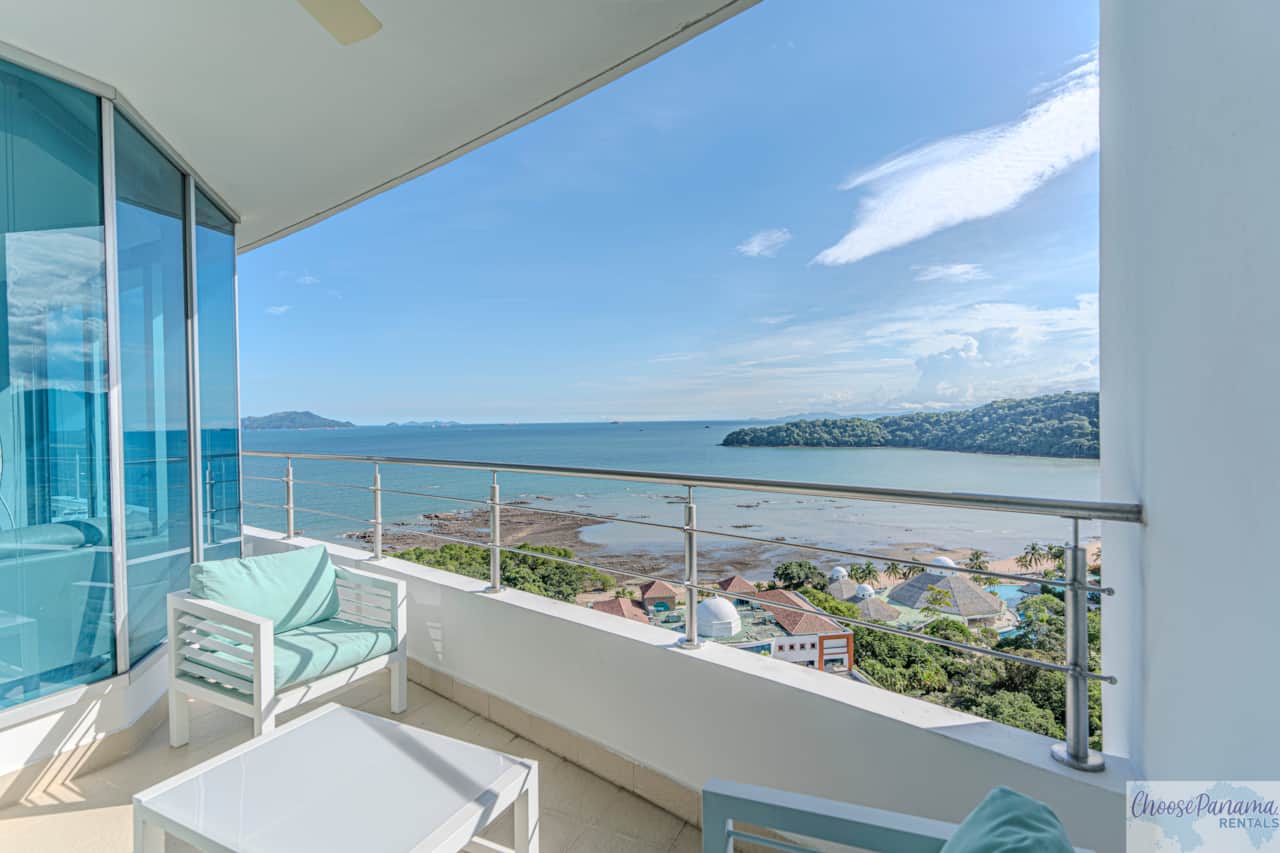 CB15B Balcony