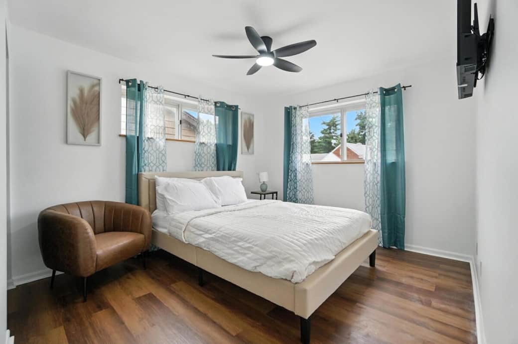 Bedroom #1  Queen Size Bed 