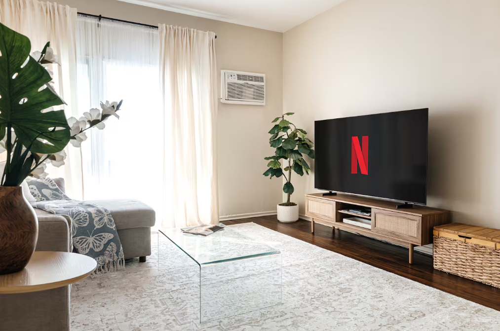 Living Room 1g