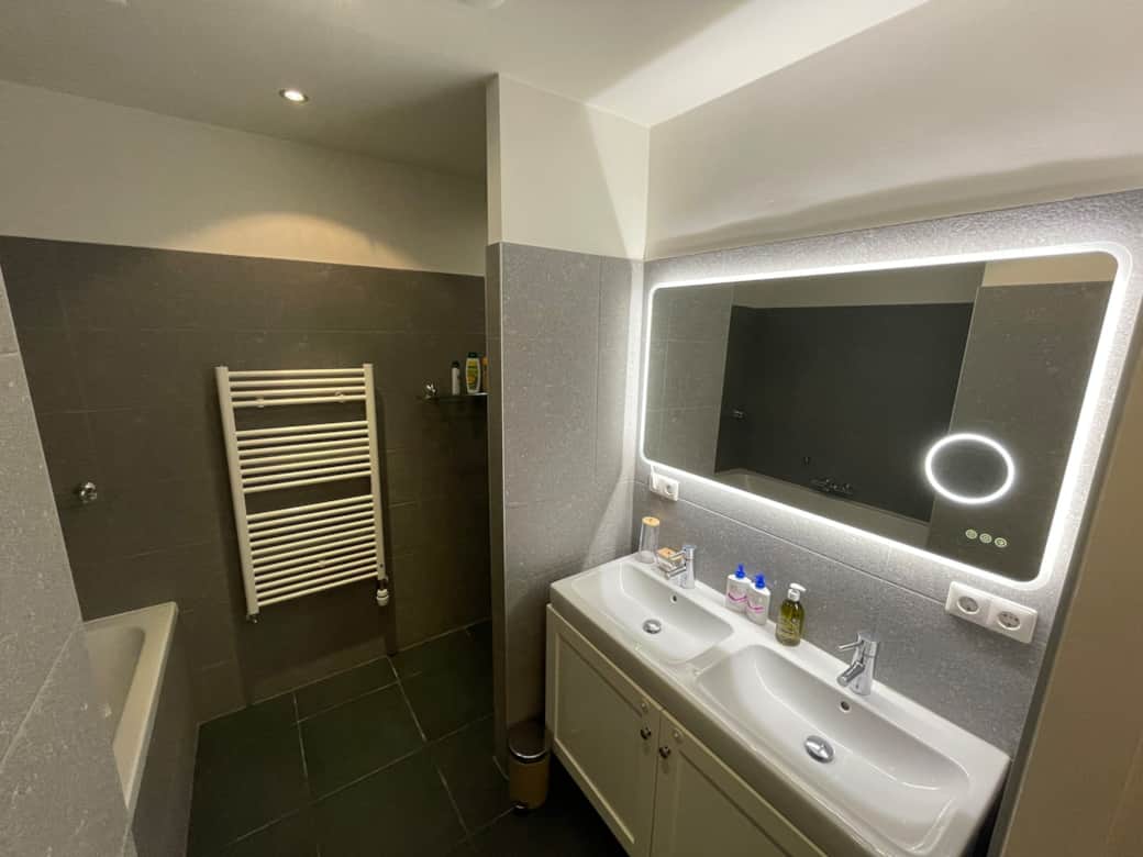 2dfe6fcb 4a8d 4de6 99d8 bb2d35bdbd7b