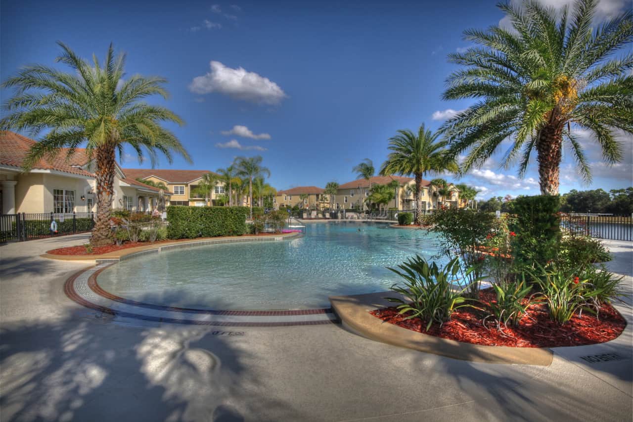 Welcome to Disney Trail and the beautiful Oakwater pool - Disney Trail