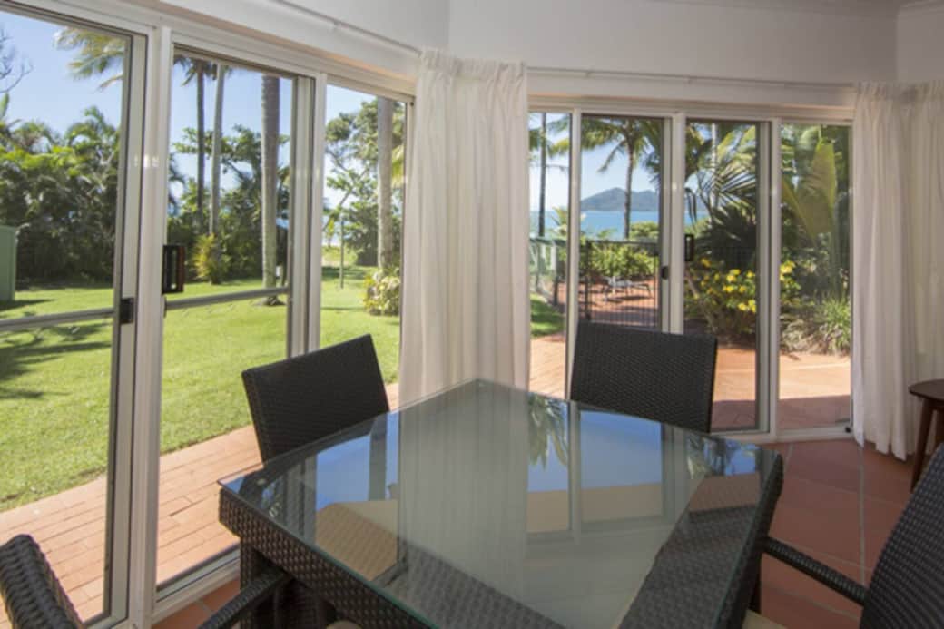 Beaches No 4 - Dinning Beaches No 4 - Dinning