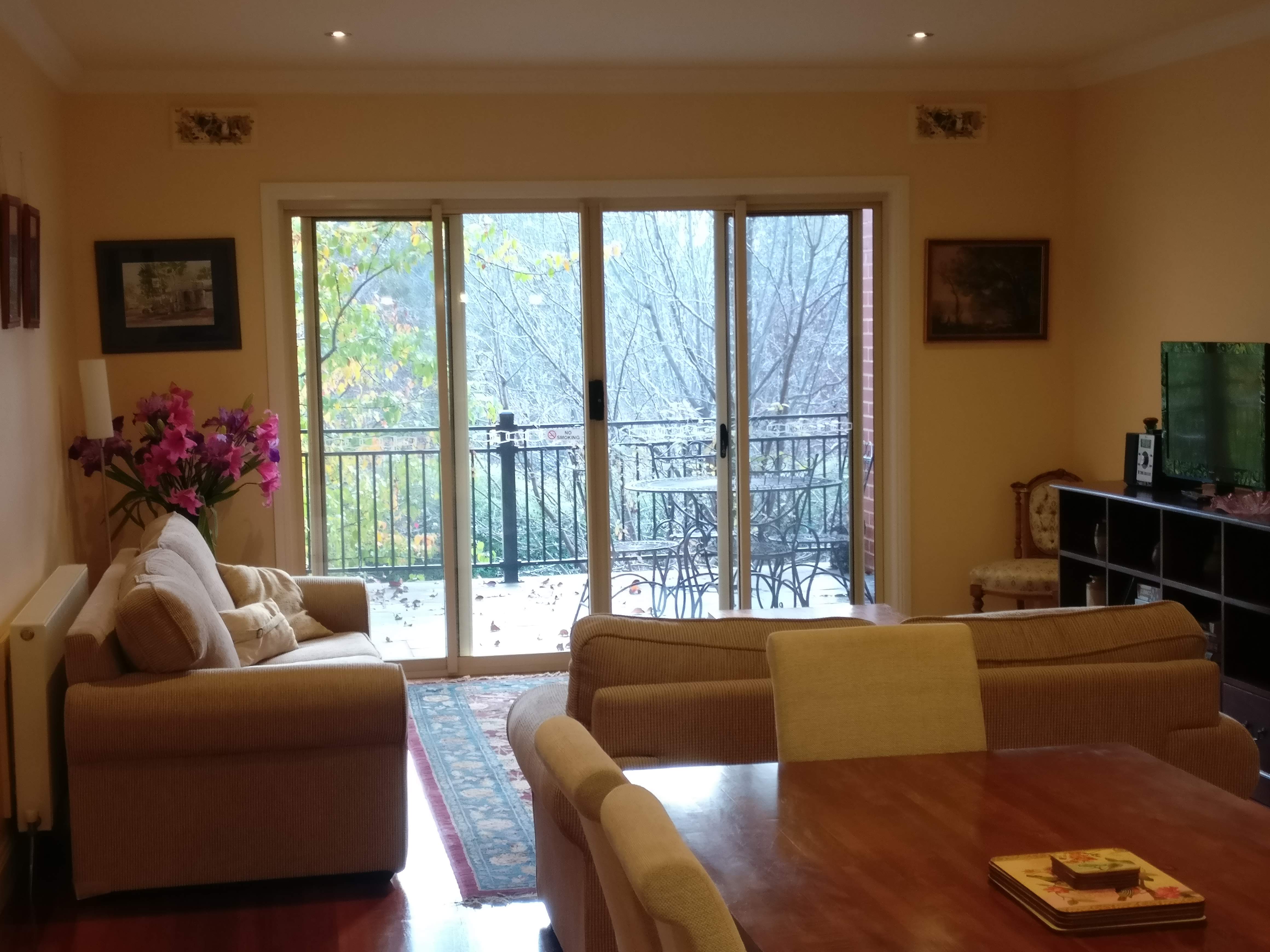 Spacious living and dining area