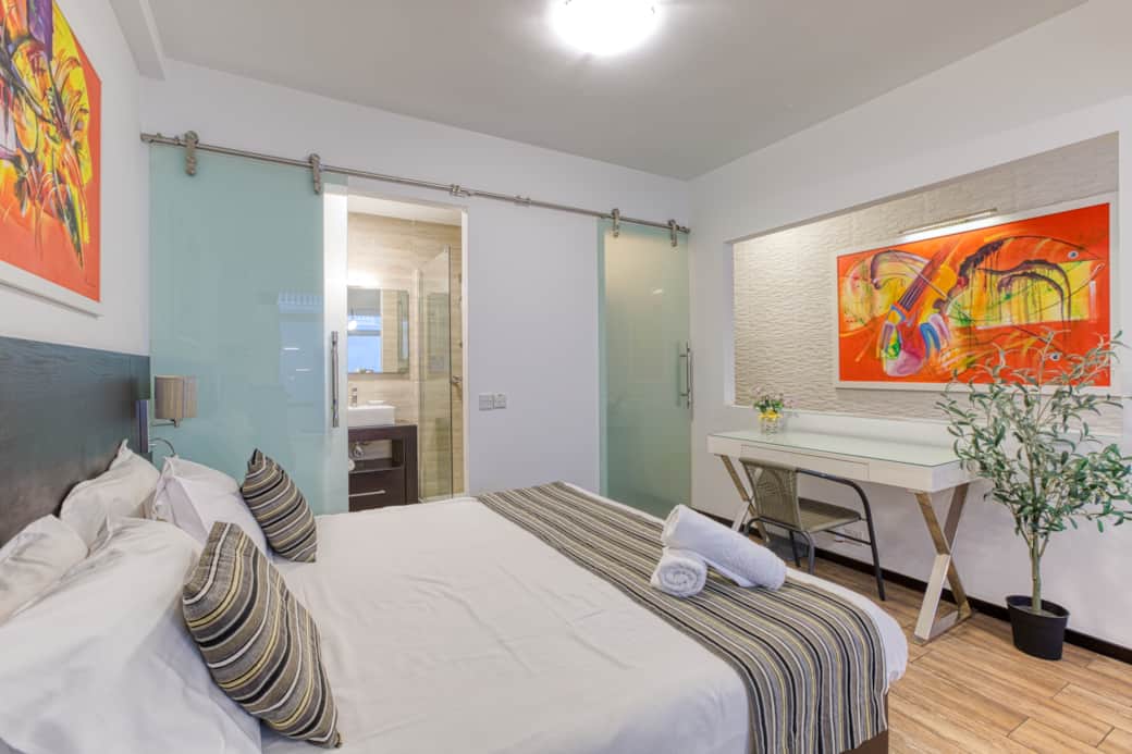 Bedroom / Studio bed