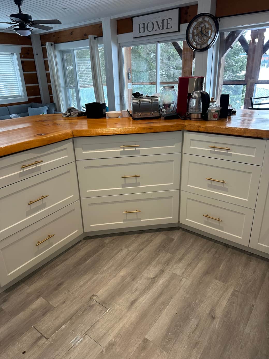 Open - Fully Equipped Kitchen Open - Fully Equipped Kitchen